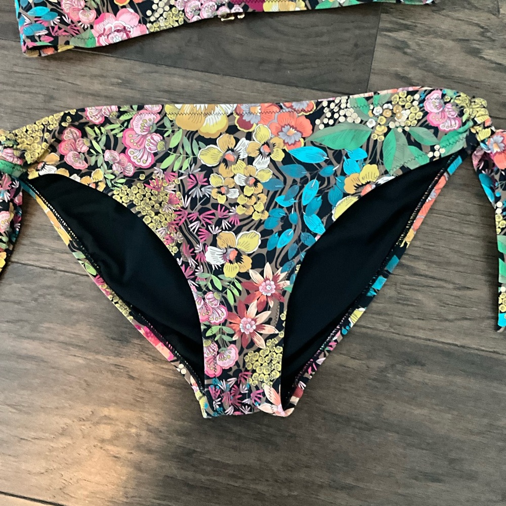 Johnny Was Multicolor Floral Bikini - Picture 3 of 6